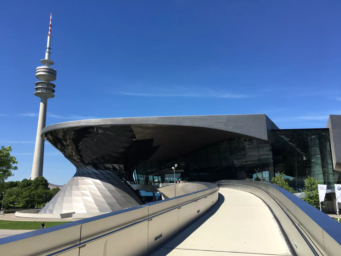 Мюнхен музей BMW . Часть 1 BMW-Welt | DRIVER.TOP - Українська спільнота  водіїв та автомобілів.