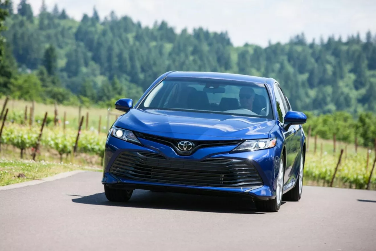 Toyota Camry возглавил ТОП-5 самых безопасных автомобилей 2018 года |  DRIVER.TOP - Українська спільнота водіїв та автомобілів.