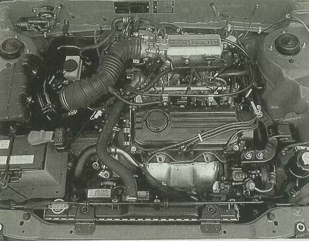 Инжекторный двигатель с 84 л. с. и хорошей тягой.