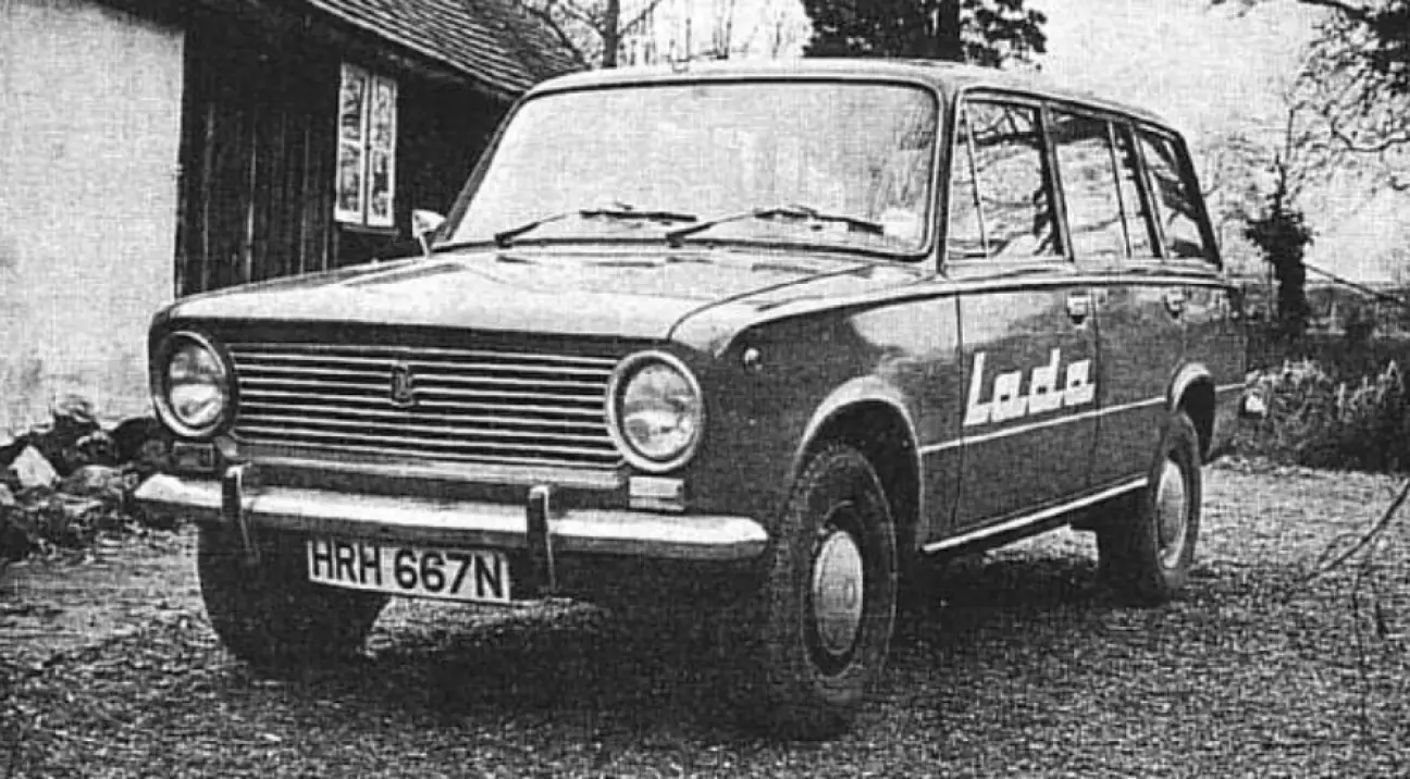 Наряду с подвеской, кузов, основанный на Fiat 124, значительно усилен