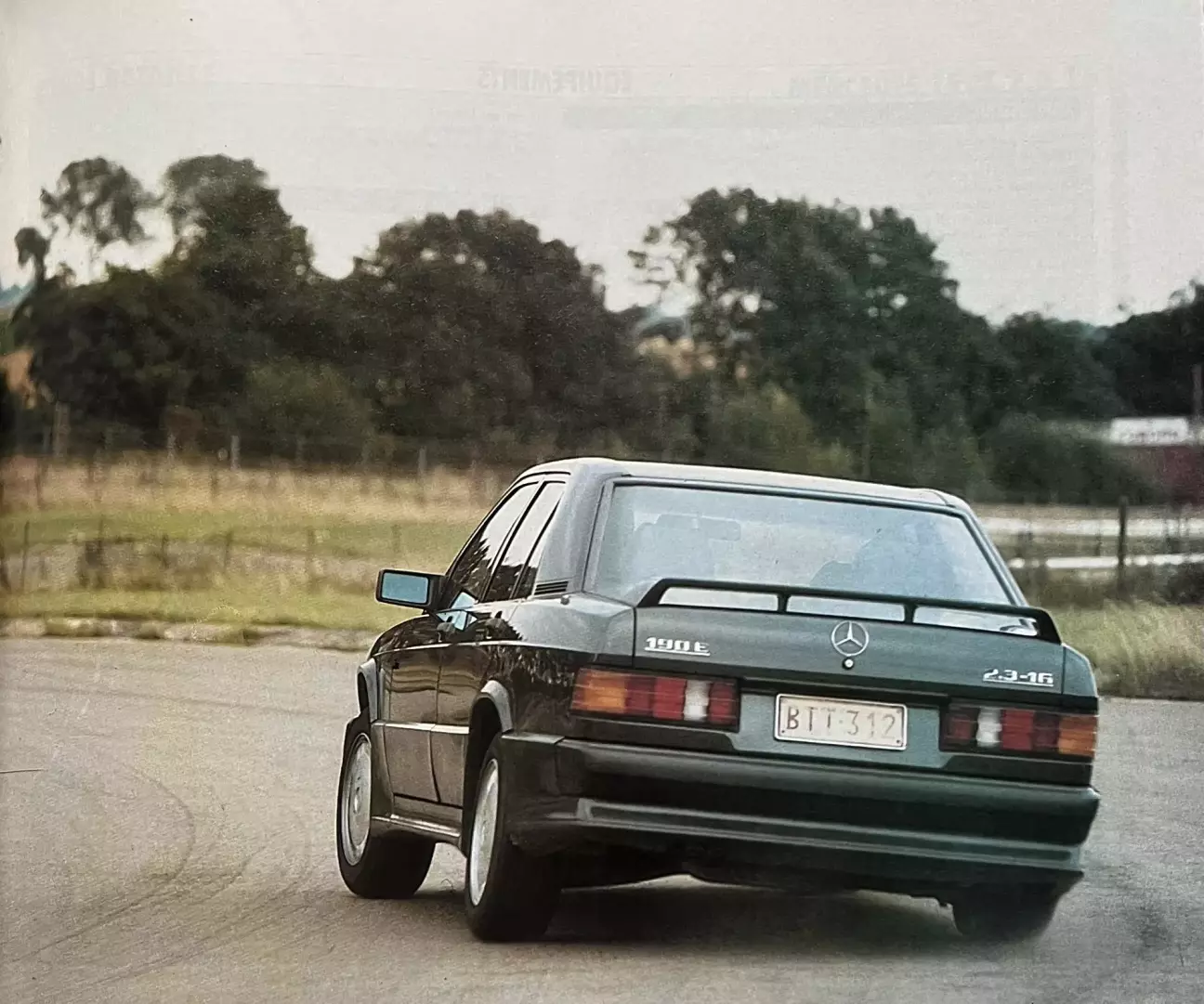 Быстрый и великолепно сбалансированный, 190 16V скорее пилотируют, нежели просто водят.