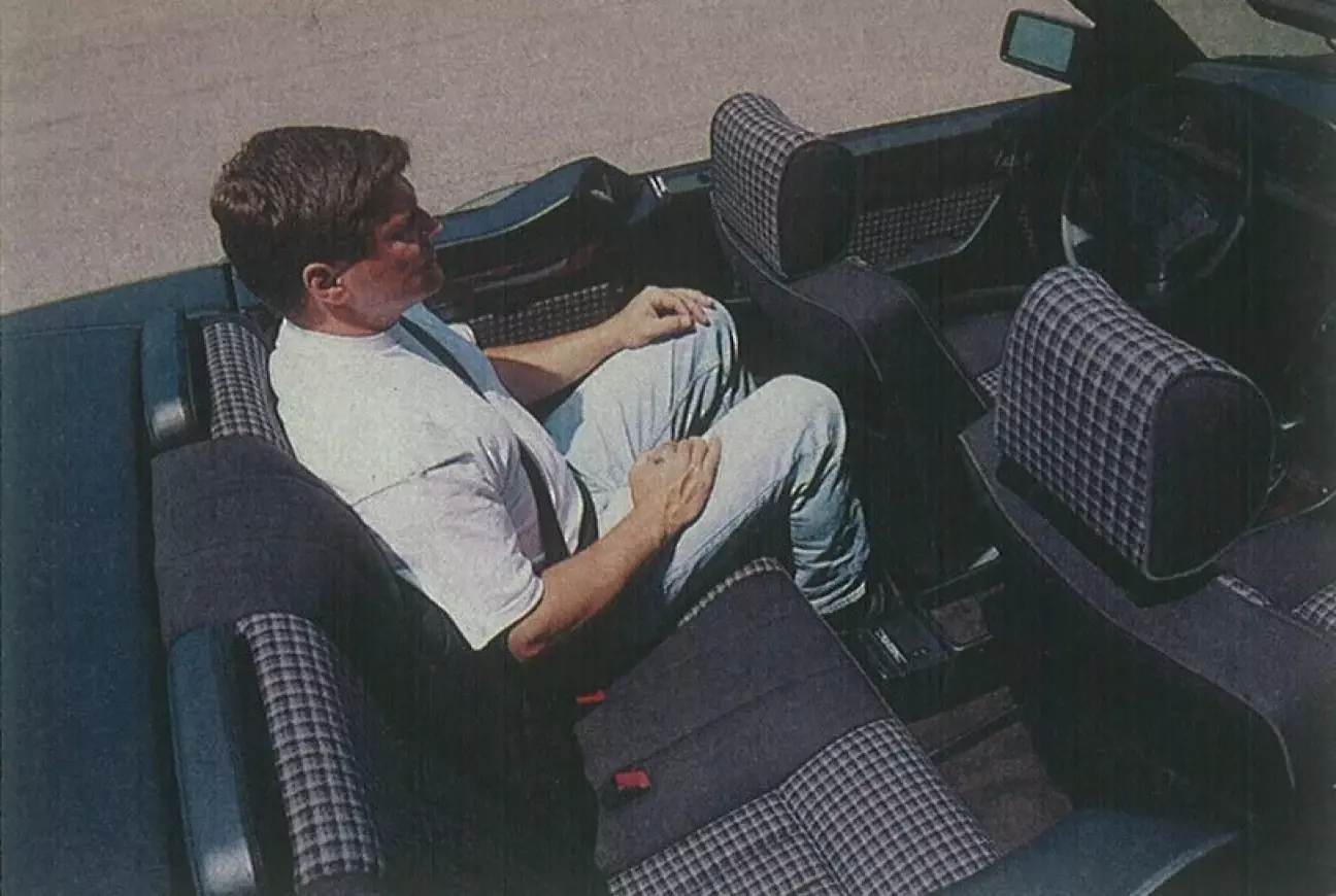 Не вынужденное решение: достаточное пространство сзади, удобные сиденья.