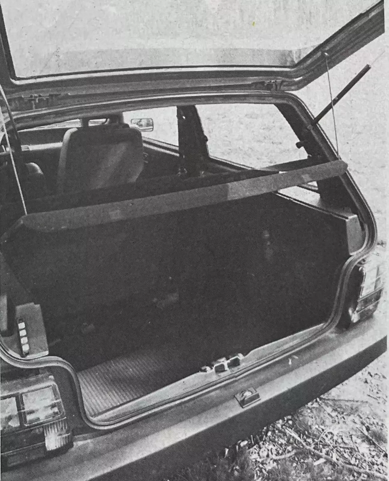 С удовольствием отмечаем практичный и доступный багажник, характерный для всех Uno.