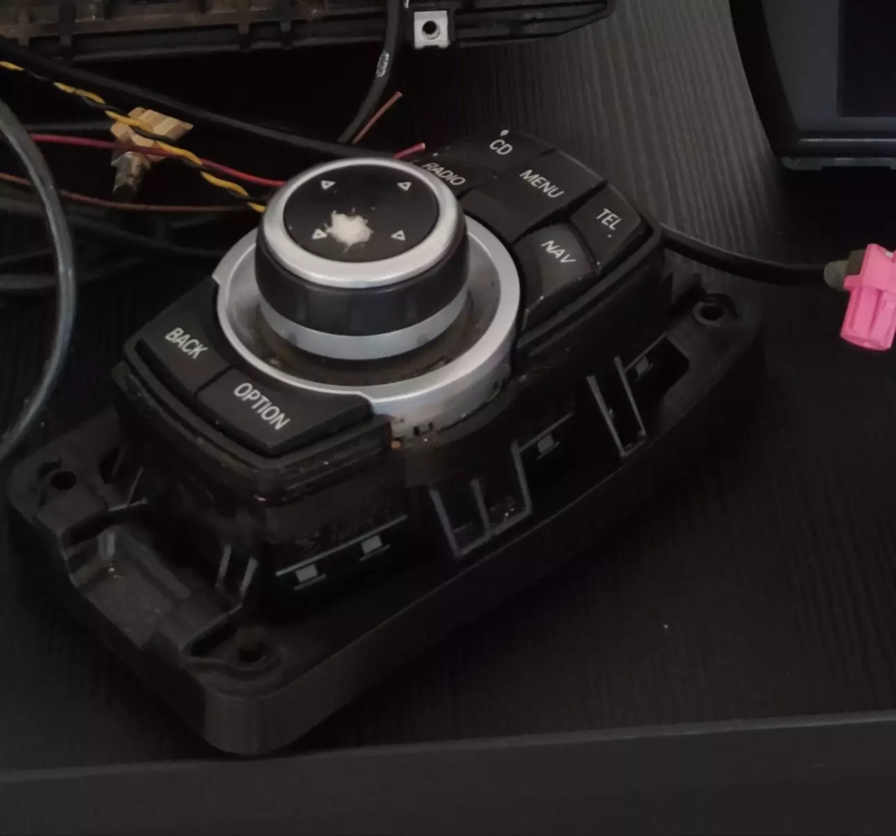 Контроллер з рамкою і підставкою