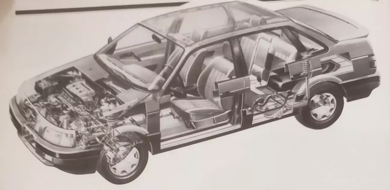 Седан Passat стремится прежде всего быть рациональным, и все в нем подчинено этой цели.