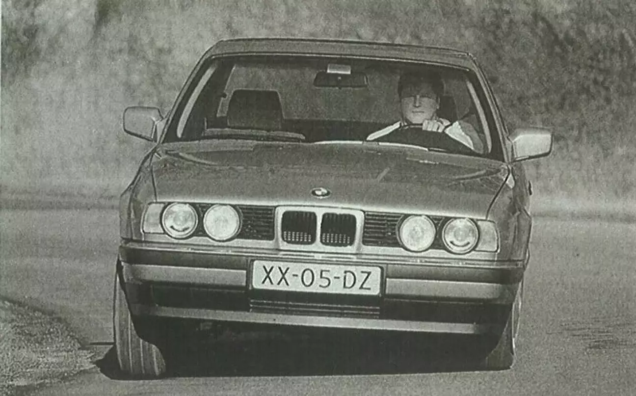 Ходовые качества 518i безупречны, а прохождение поворотов доставляет истинное удовольствие.