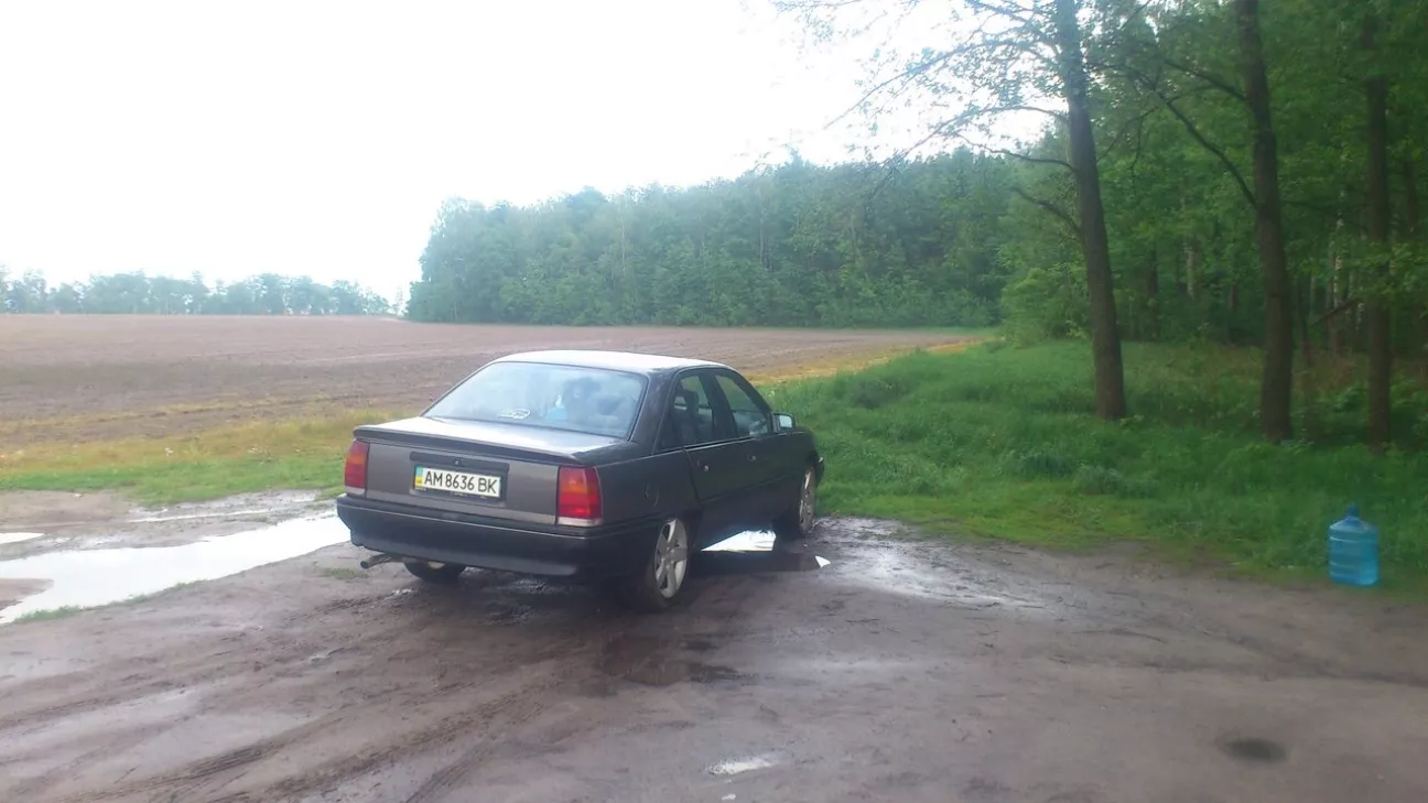 Opel Omega A C20NE Irmscher | san-poltava.ru - Українська спільнота водіїв та автомобілів.