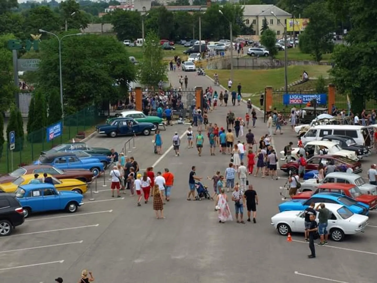 ВАЗ / LADA 2101 121. Ретрослет Александрия 2019 ч. 2 | DRIVER.TOP -  Українська спільнота водіїв та автомобілів.