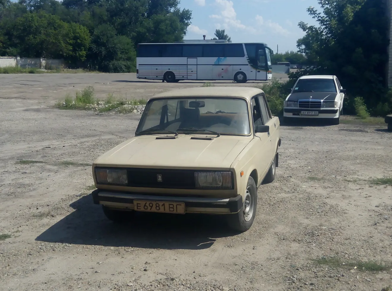 ВАЗ / LADA 2105 Долой колхоз и первая мойка! | DRIVER.TOP - Українська  спільнота водіїв та автомобілів.