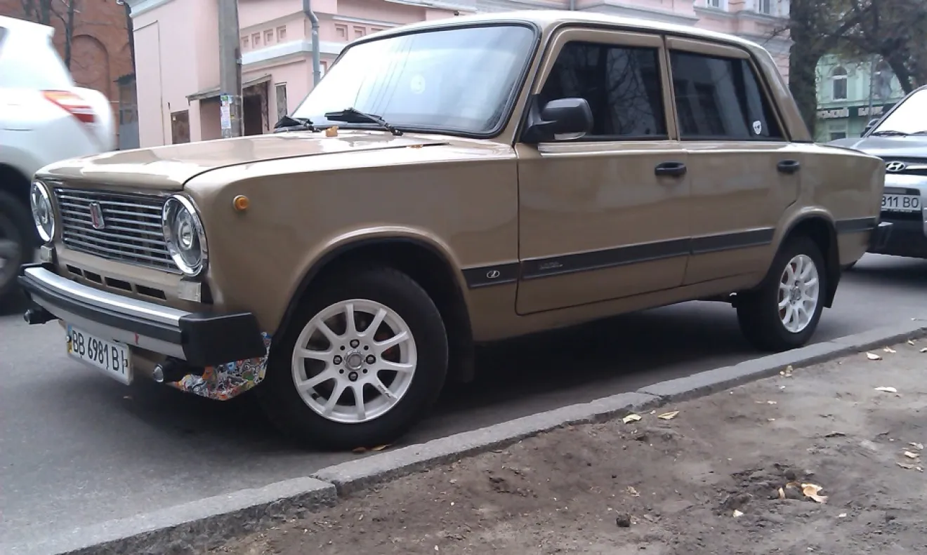 ВАЗ / LADA 2101 Продолжение операции анти-хром) | DRIVER.TOP - Українська  спільнота водіїв та автомобілів.