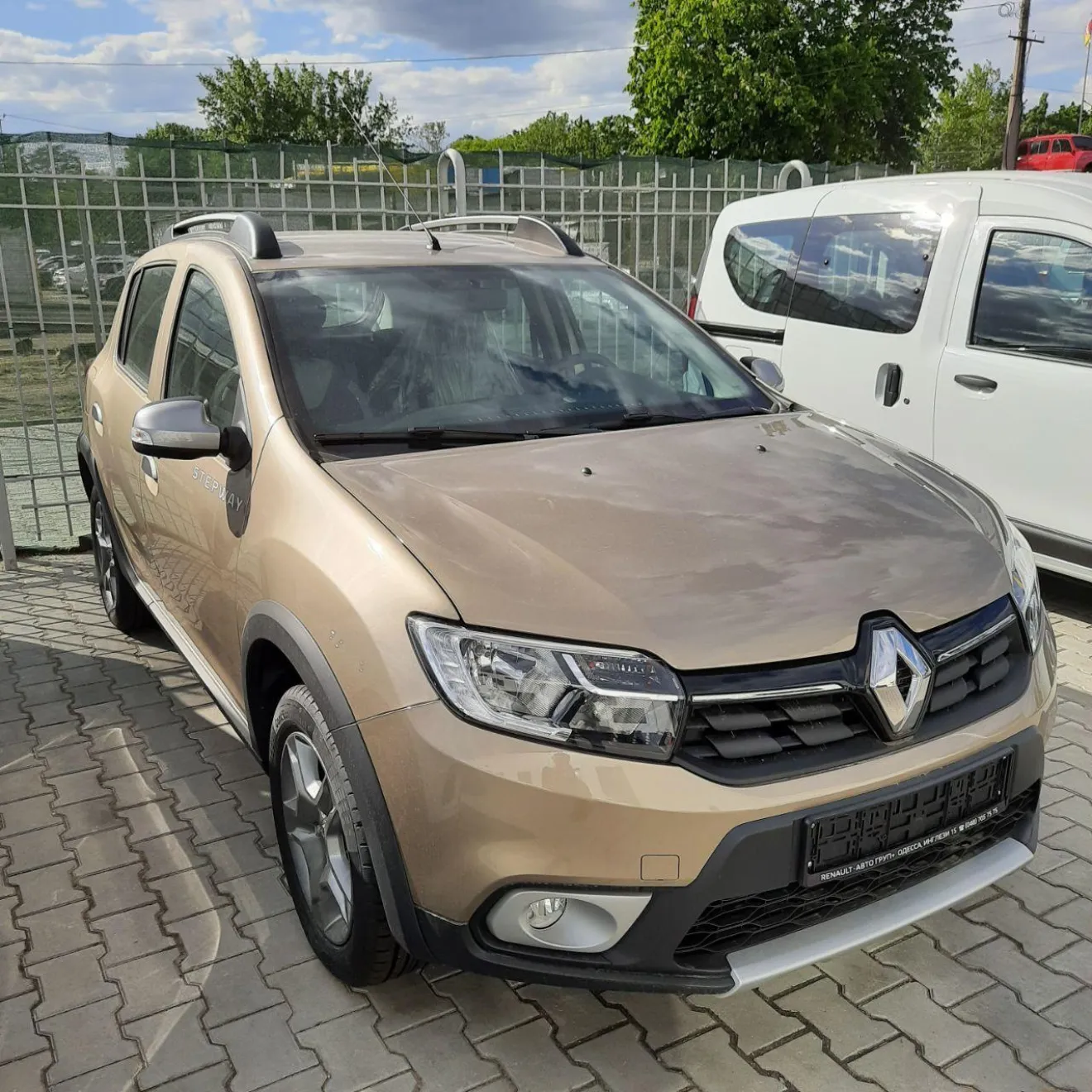 Renault Sandero Stepway (2G) Выбор машины, заказ, нюансы, но все же  покупка, ч.1 | DRIVER.TOP - Українська спільнота водіїв та автомобілів.