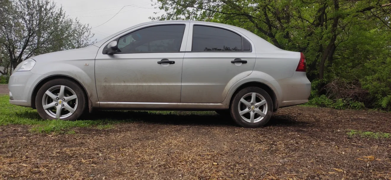 Chevrolet Aveo Sedan (1G) #8 Внутренний интерьер, и диски на лето. |  DRIVER.TOP - Українська спільнота водіїв та автомобілів.