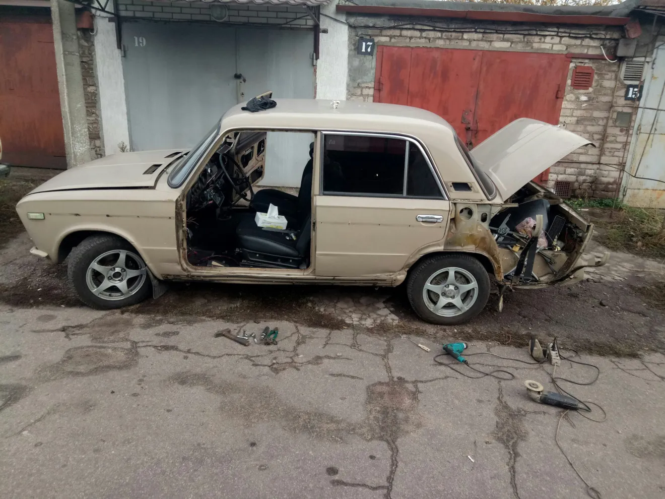 ВАЗ / LADA 21063 Восстановление и покраска. #1 Разбор и примерка деталей |  DRIVER.TOP - Українська спільнота водіїв та автомобілів.