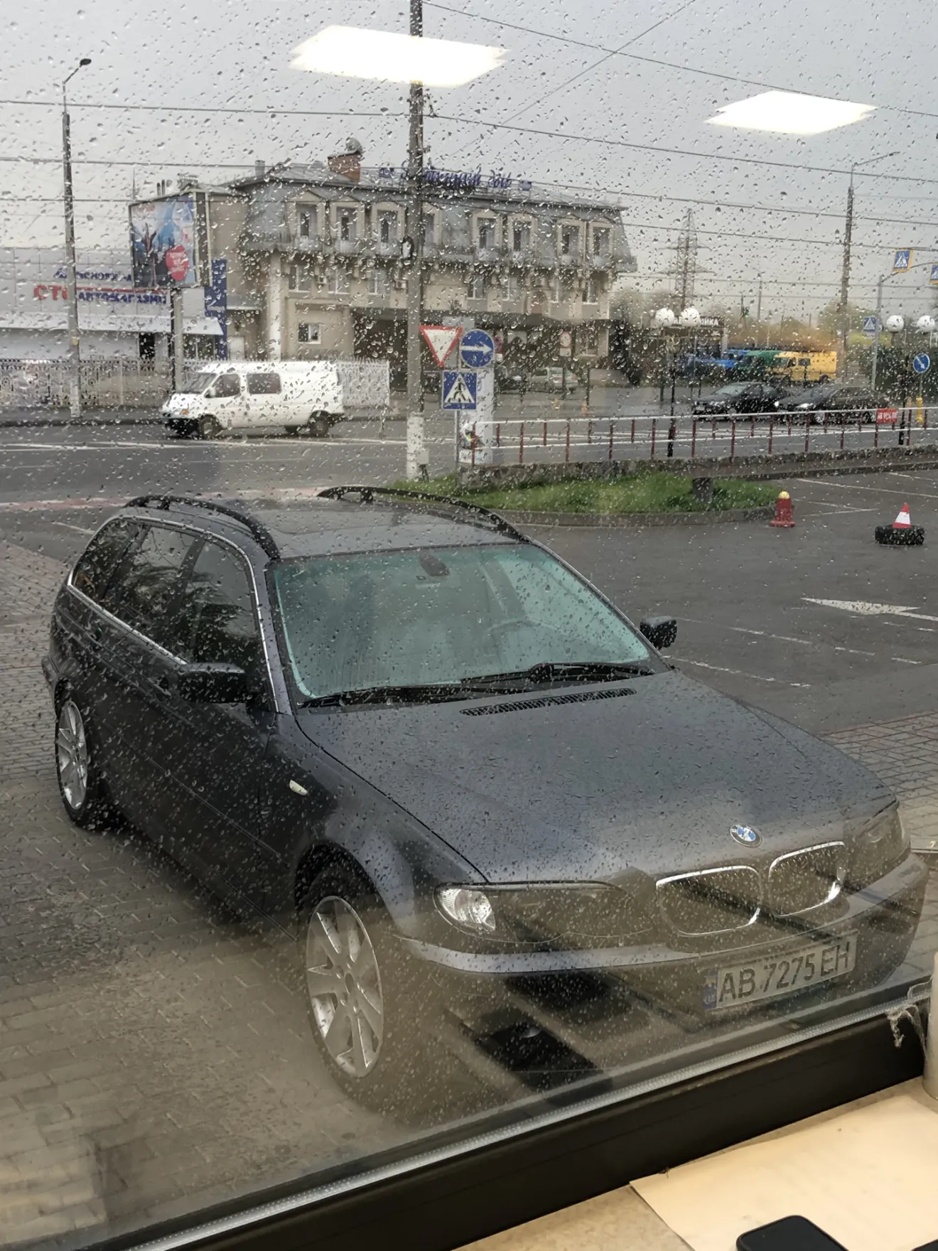 BMW 3 series Touring (E46) Убрал скрип кожаных сидений и центральной  консоли | DRIVER.TOP - Українська спільнота водіїв та автомобілів.