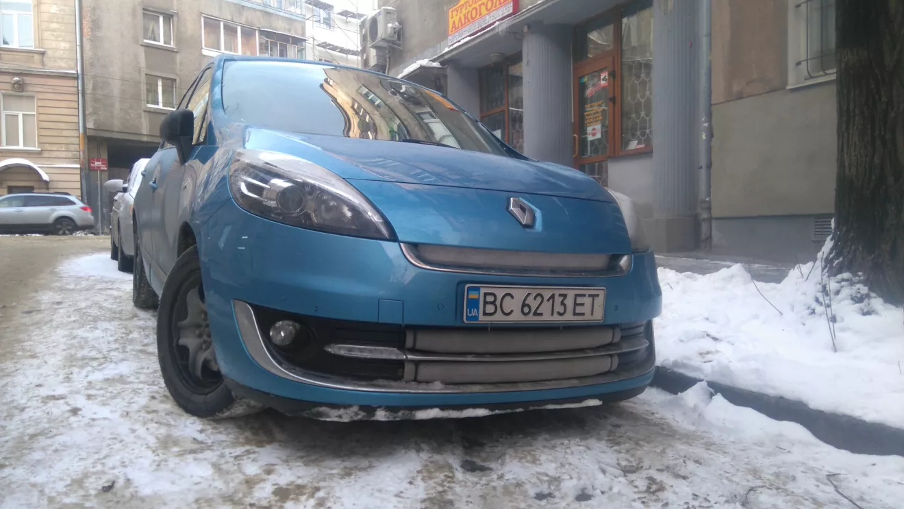 Шумоизоляция капота Renault Sandero (II) restyling Stepway