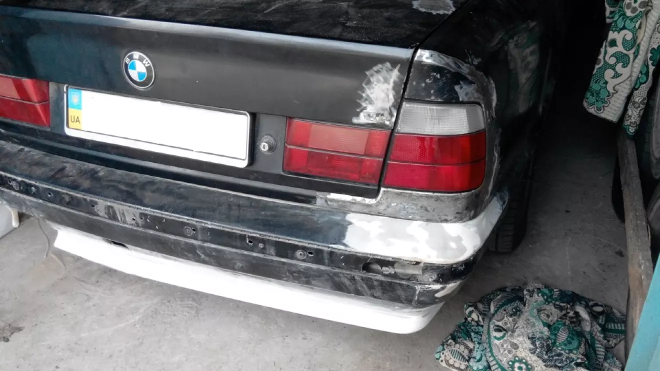 BMW 5 series (E34) Восстановление после ДТП (кузовное и тп.). Часть 1,  пункт 3. Временная подкраска своими руками | DRIVER.TOP - Українська  спільнота водіїв та автомобілів.