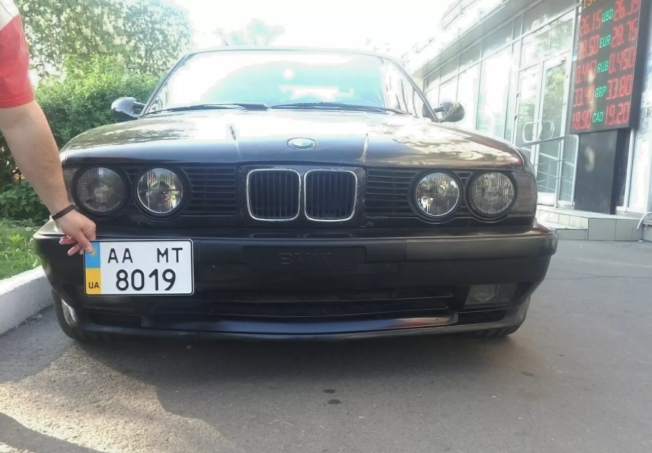 BMW 5 series (E34) Начало American Style. Квадратный номер | DRIVER.TOP -  Українська спільнота водіїв та автомобілів.