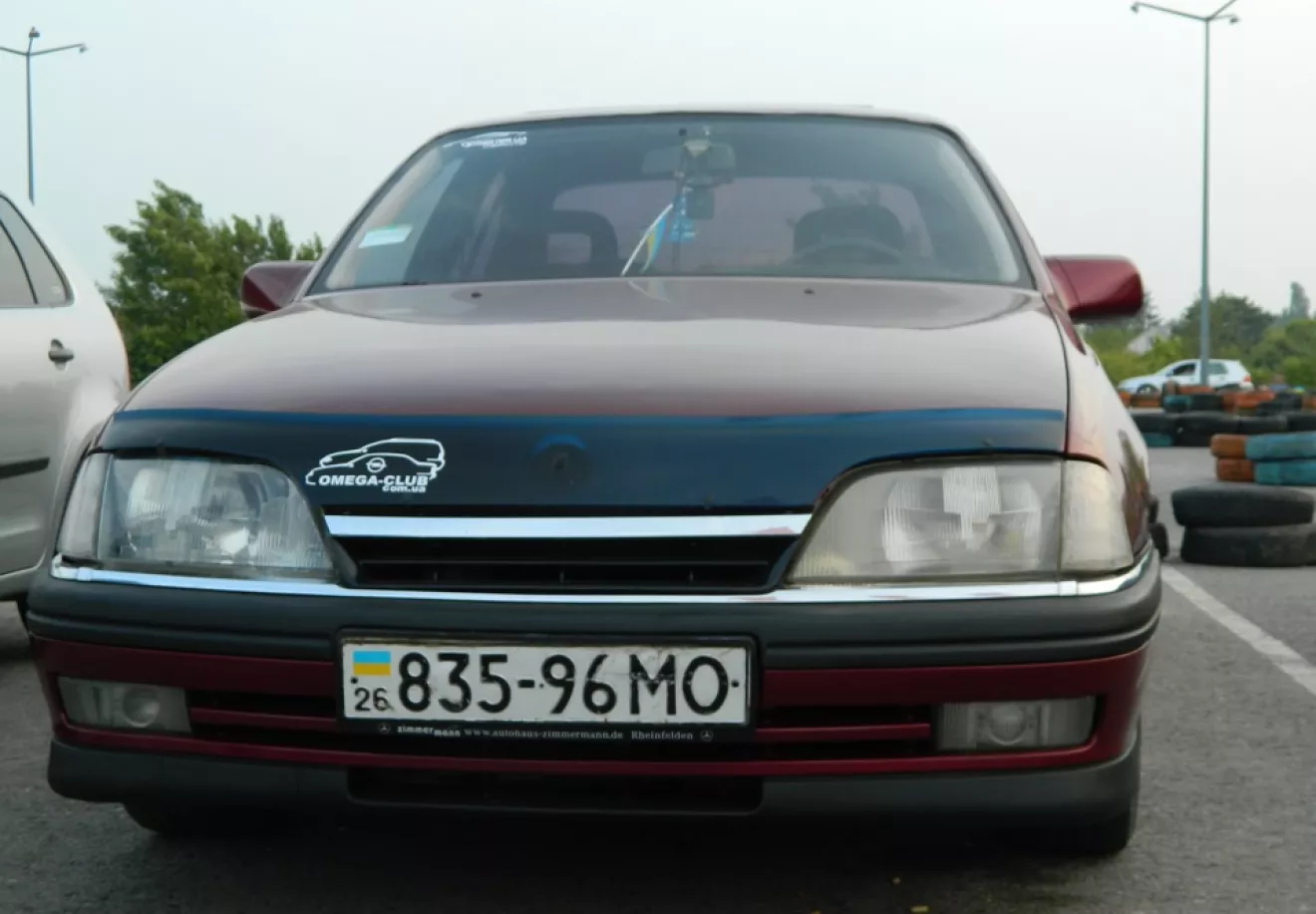 Opel Omega A