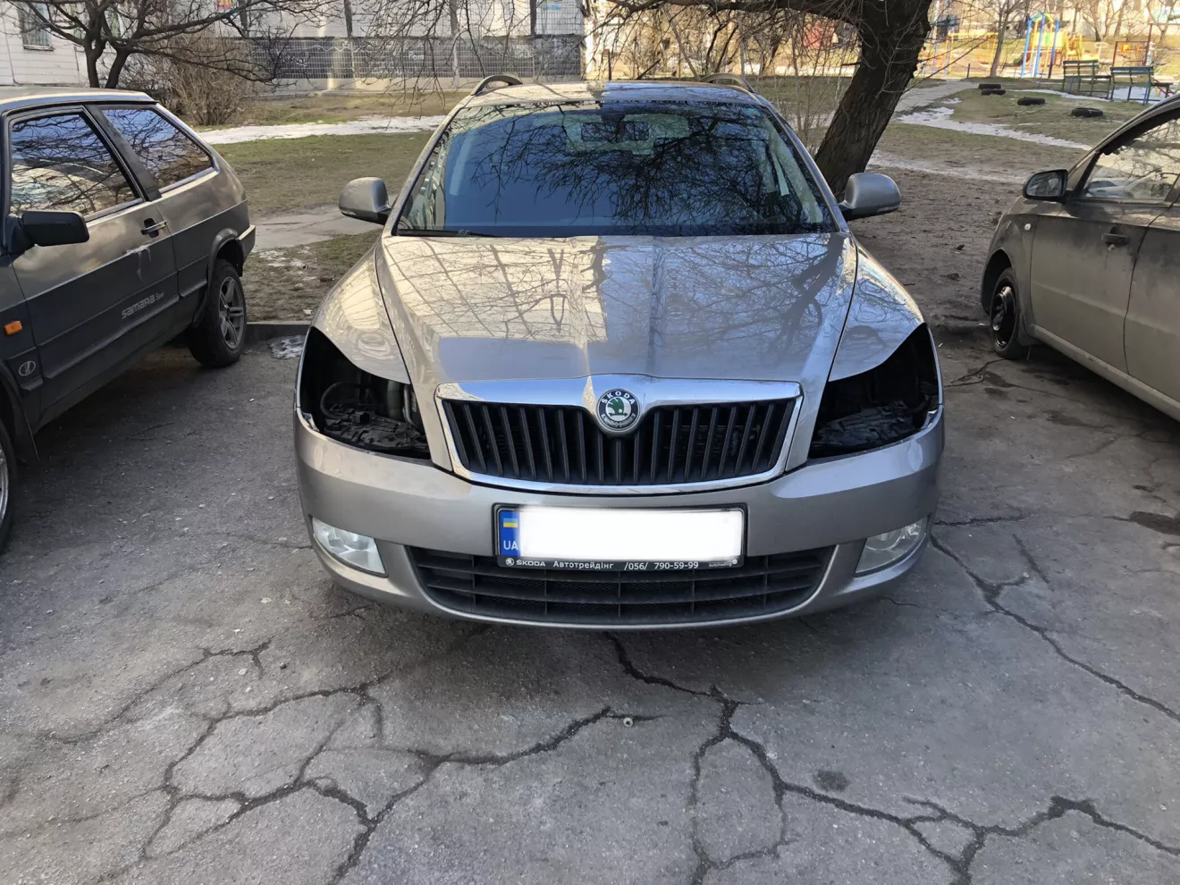 Потеет фара Skoda Octavia A5