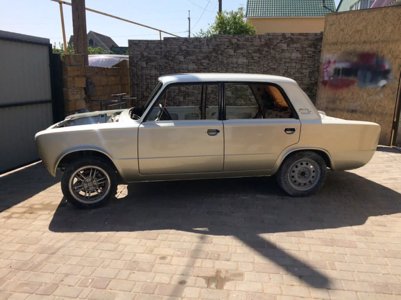 ВАЗ / LADA 21011 Сборка после покраски | DRIVER.TOP - Українська спільнота  водіїв та автомобілів.