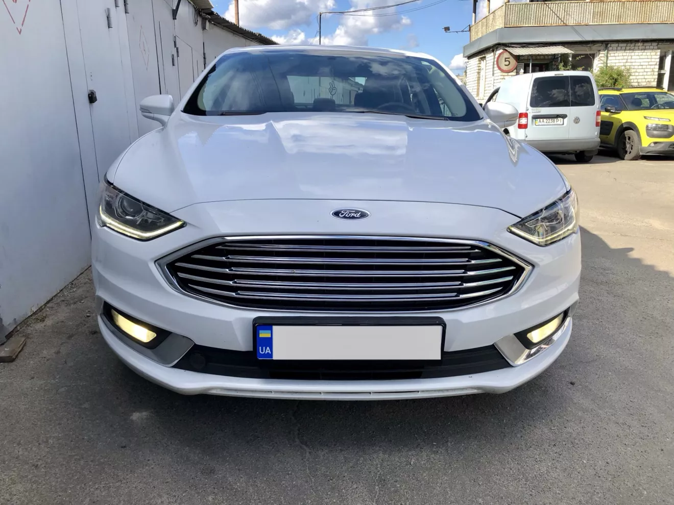 Ford Fusion (2G) Как на рестайле заменить лампочки в туманках без снятия  бампера и защиту + замена лампочек в противотуманках на LED | DRIVER.TOP -  Українська спільнота водіїв та автомобілів.