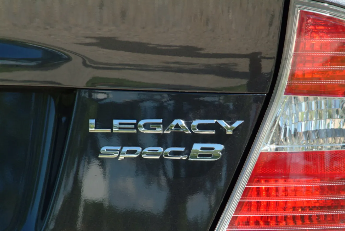 Subaru Legacy B4 (BL) Шильдики — Spec.B или шильдик фиг где найдёшь, и  шильдик Tuned by STI | DRIVER.TOP - Українська спільнота водіїв та  автомобілів.