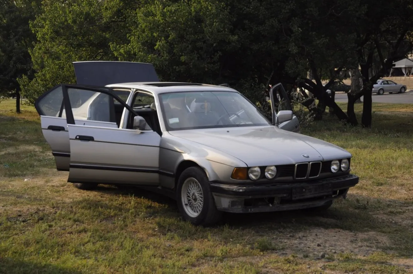 BMW 7 series (E32) Подготовка к сварке / дорога домой | DRIVER.TOP -  Українська спільнота водіїв та автомобілів.