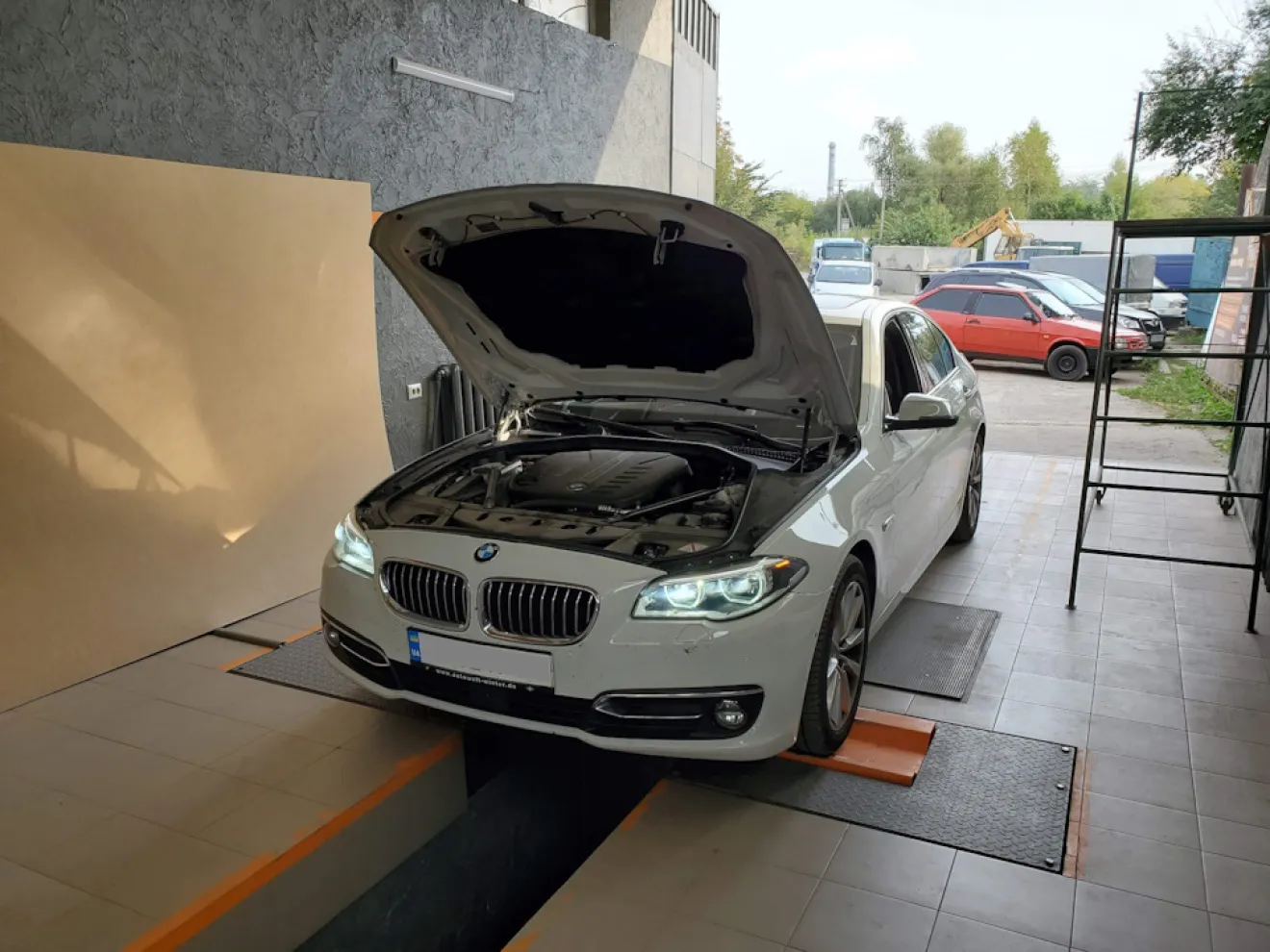 BMW 5 series (F10) Диагностика подвески на стенде | DRIVER.TOP - Українська  спільнота водіїв та автомобілів.