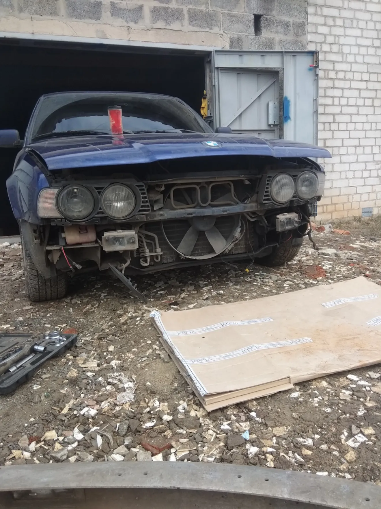 Бампера на bmw e34 в Казахстане