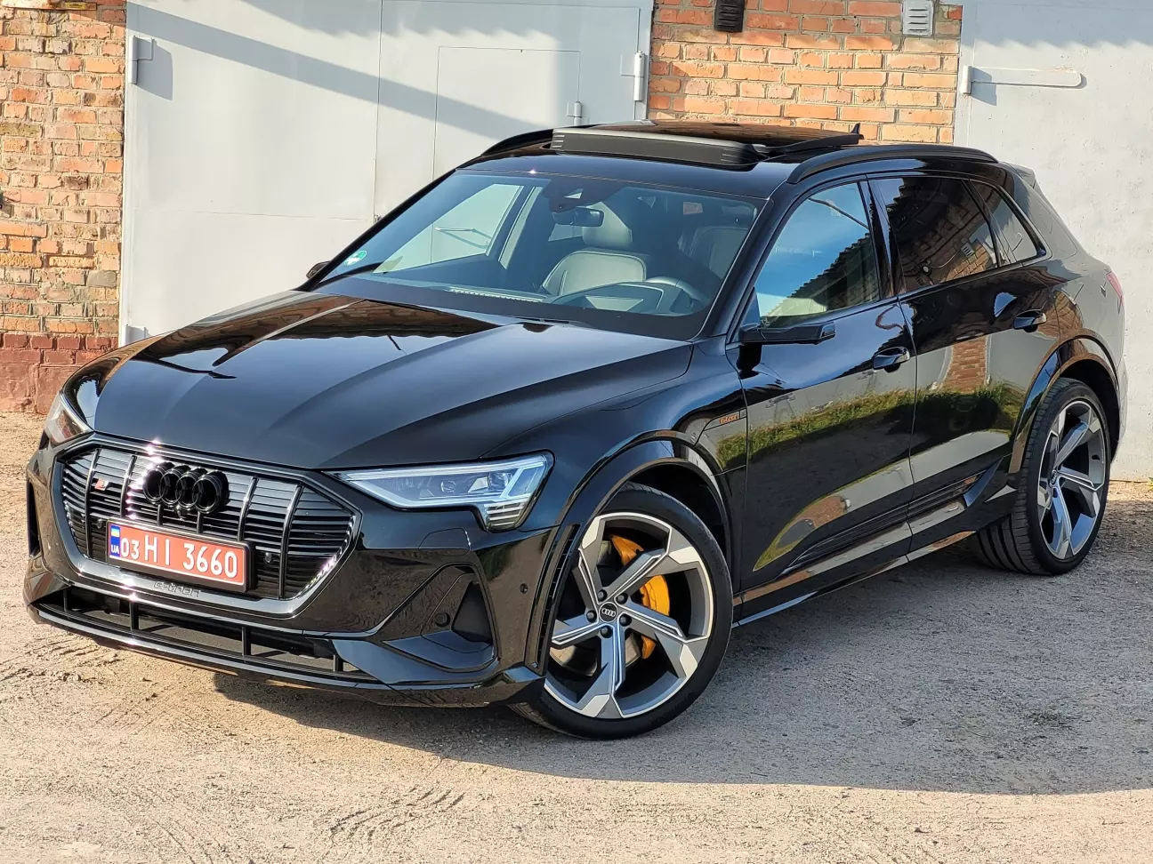 Audi e-tron