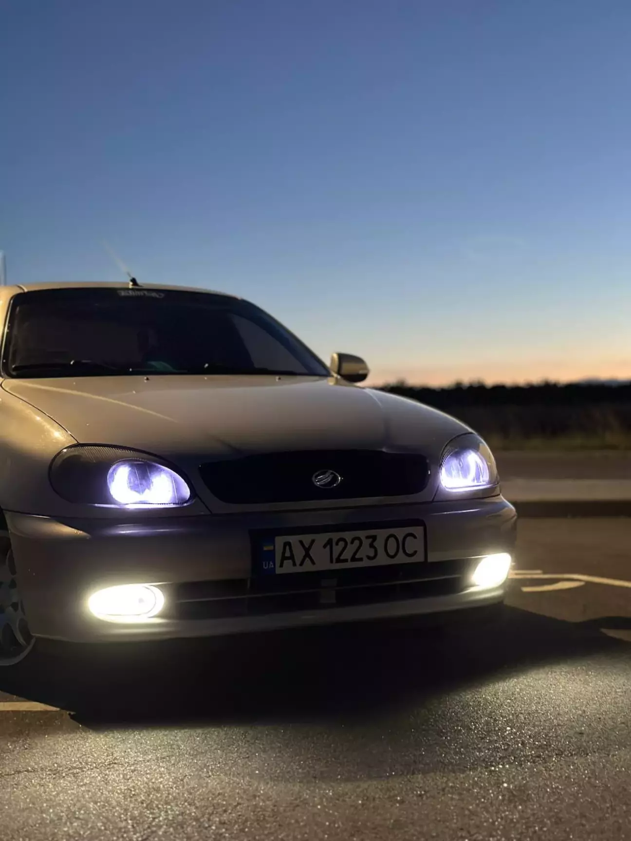 По классике не много фоток отмытой и пахучей машины :)