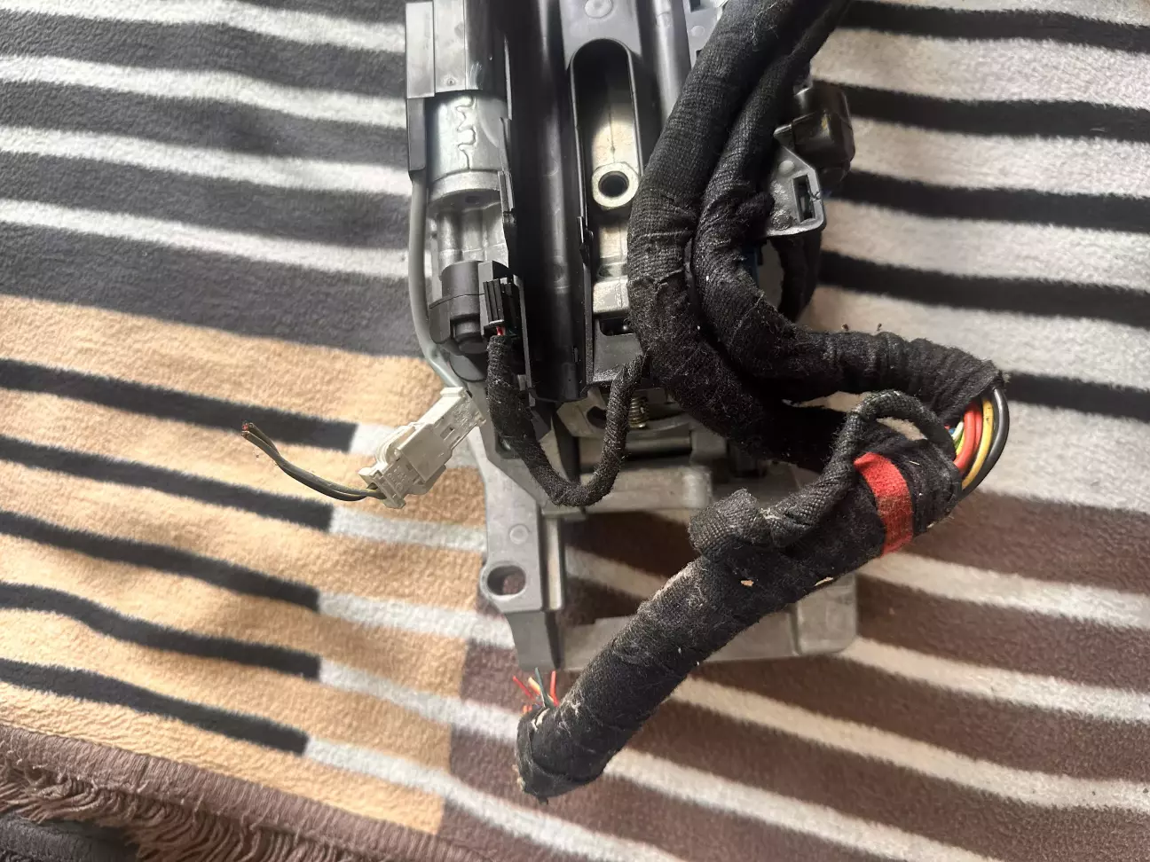 З такими кусочками приїхала колонка,добре хоч щось лишилось 🤝🤝🤝