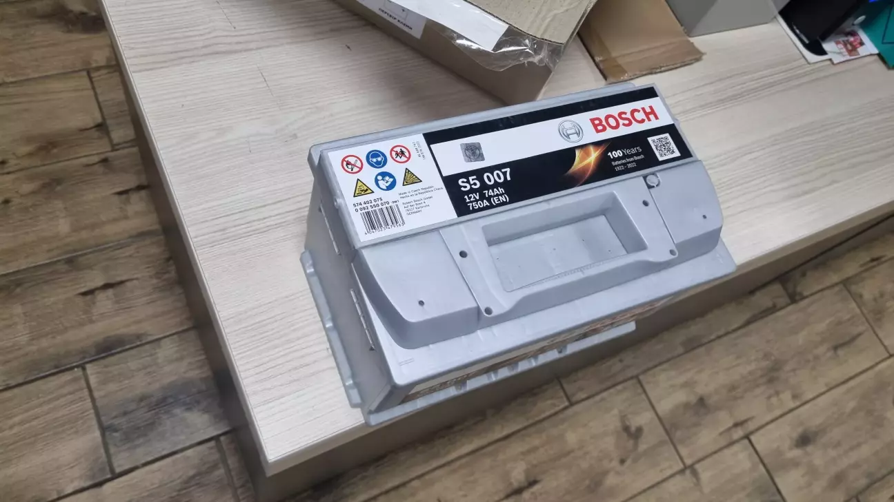 Ось він, 06.2025 року виготовлення