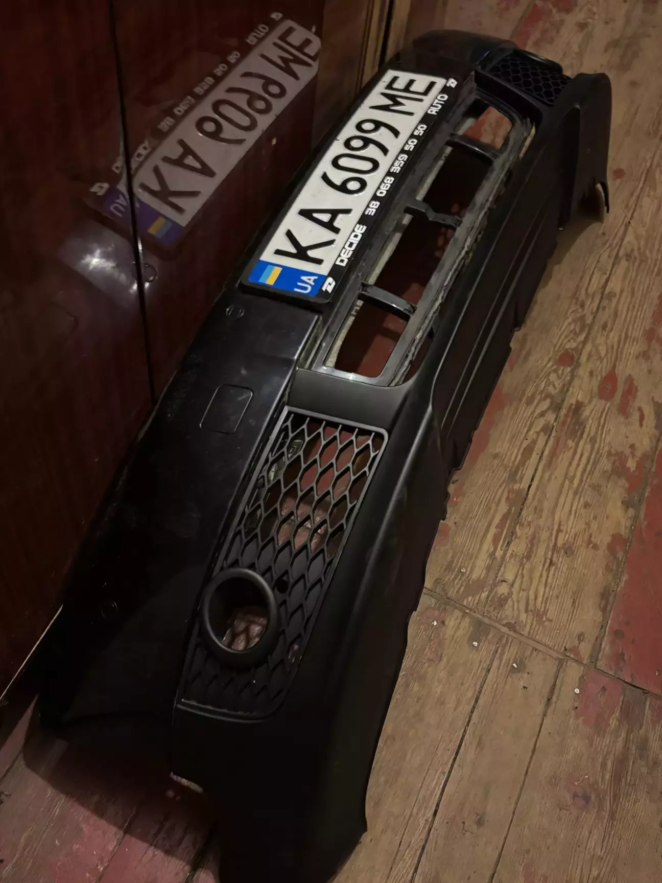 ну ось все стоїть на місці залишається приміряти