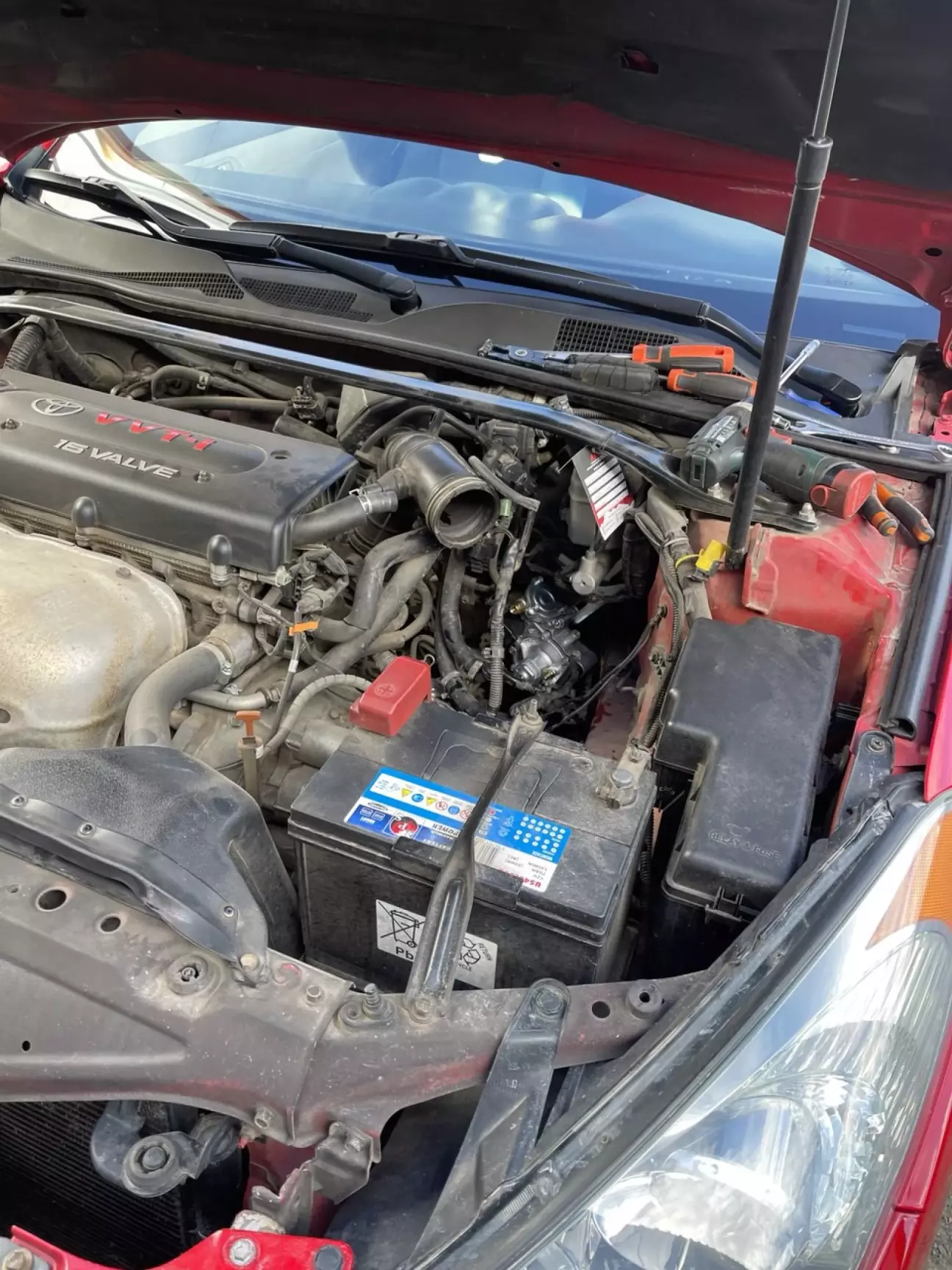 Розташування можете самі побачити - не дуже зручне