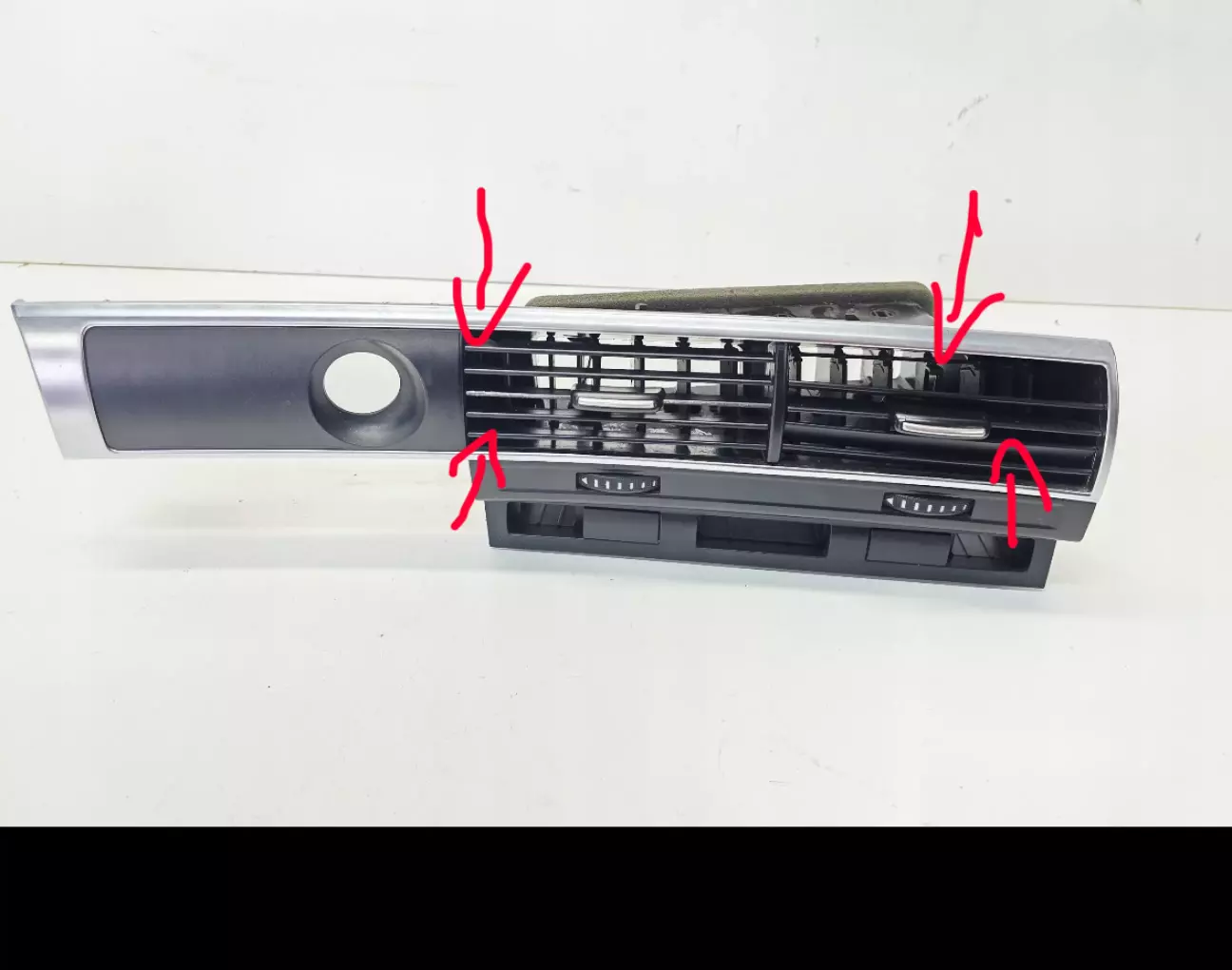 Тут треба їх як би відтягувати