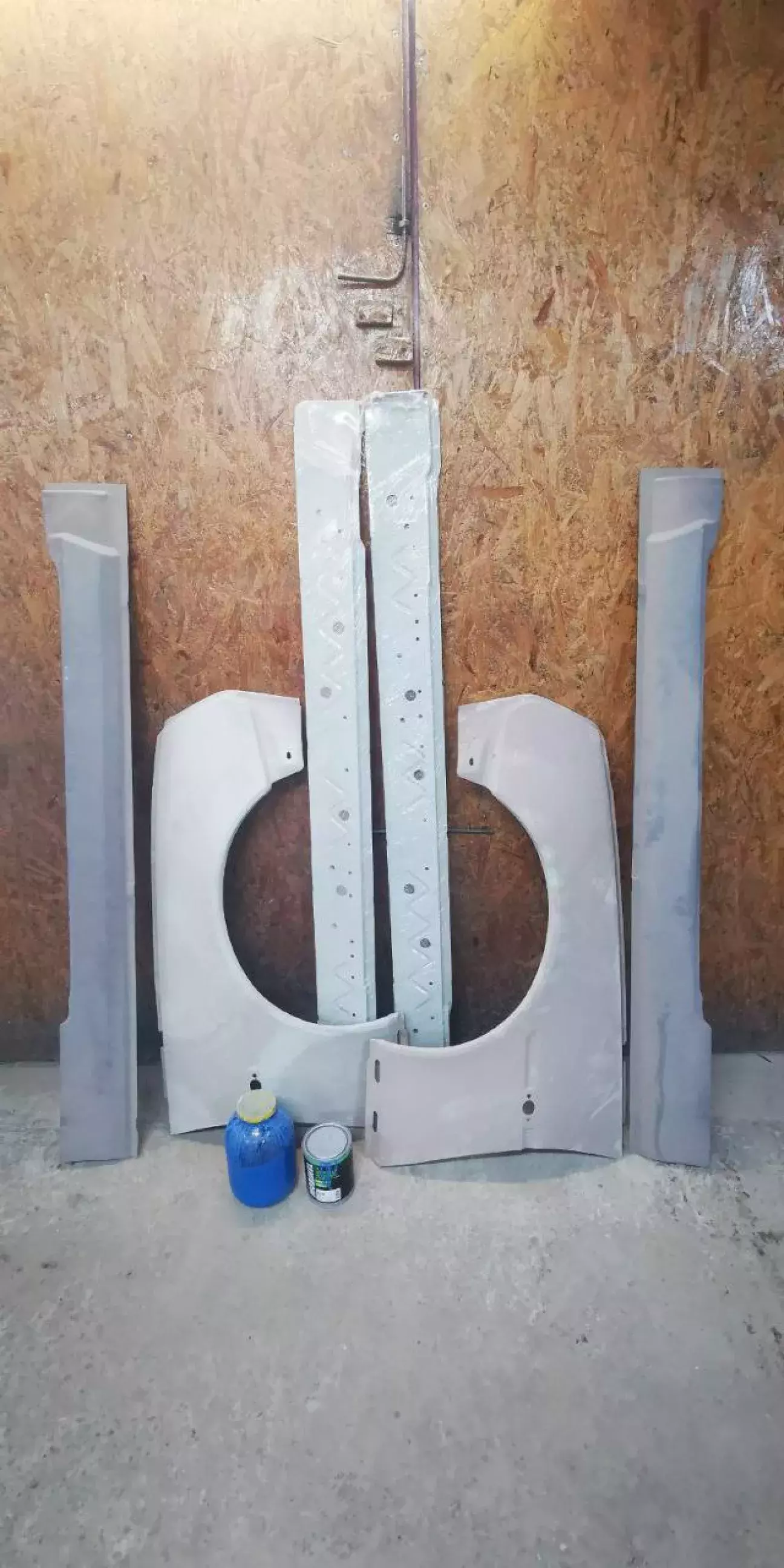 Нові передні крила, посилювачі порогів і пороги.