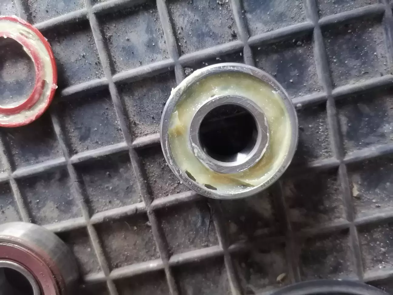 Трошки добавив високошвидкісного мастила