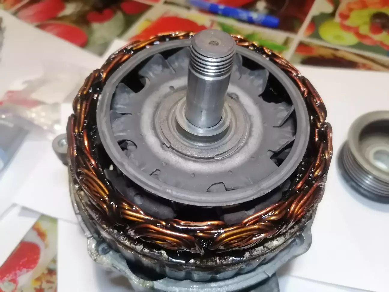 Ставимо ротор та виймаємо гвоздик