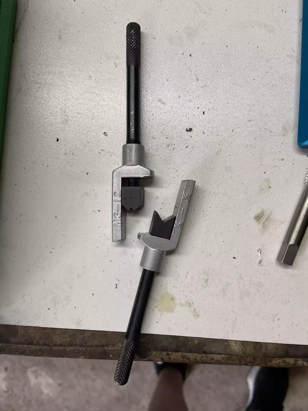 Навіть Toptul не витримав навантаження)))