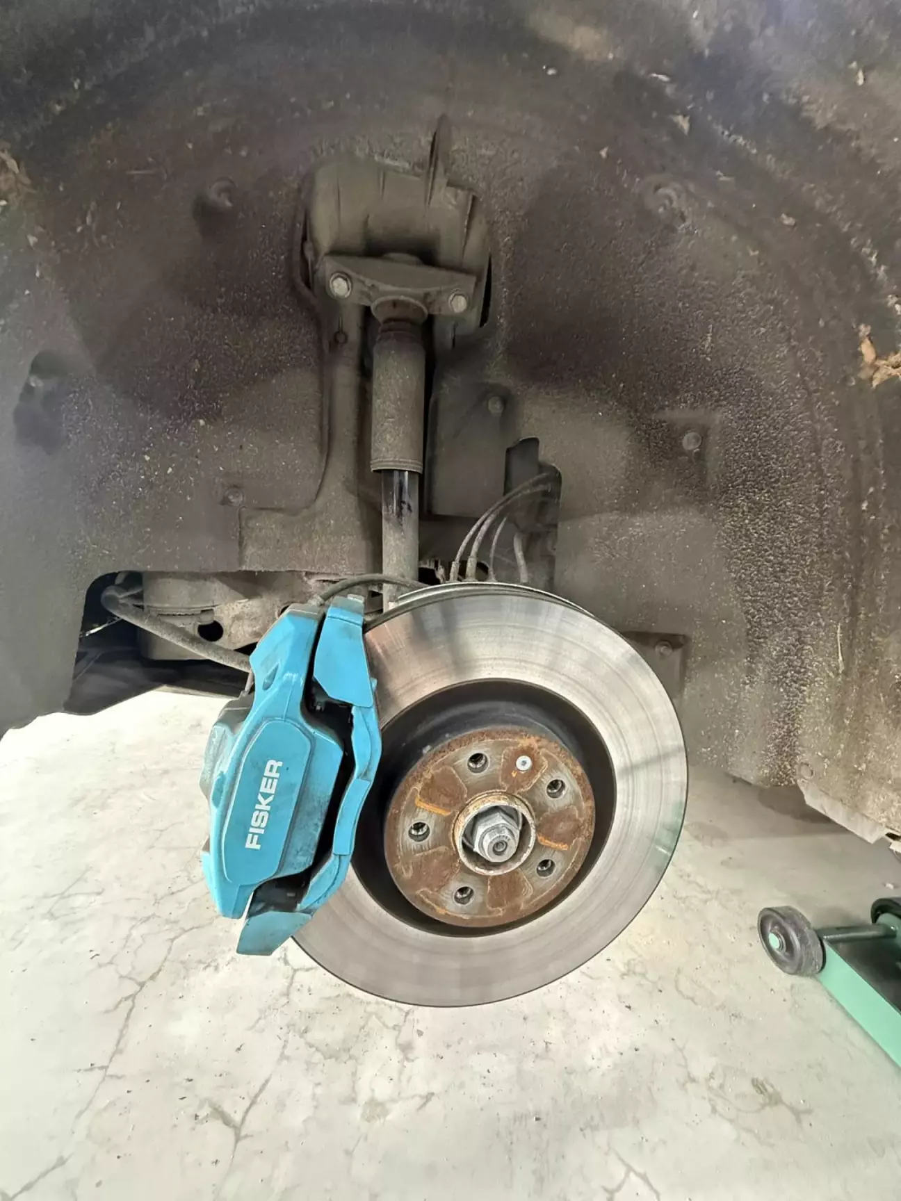 самі супорта брембо а на скобах значок ///амг