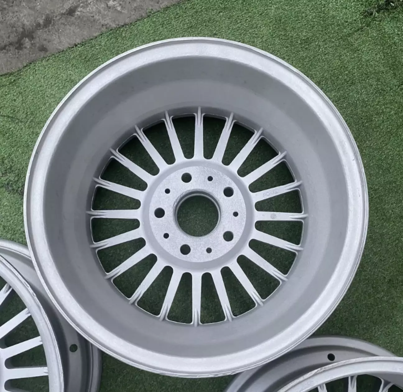 Внутрішньої полиці майже немає Ідеальний варіант