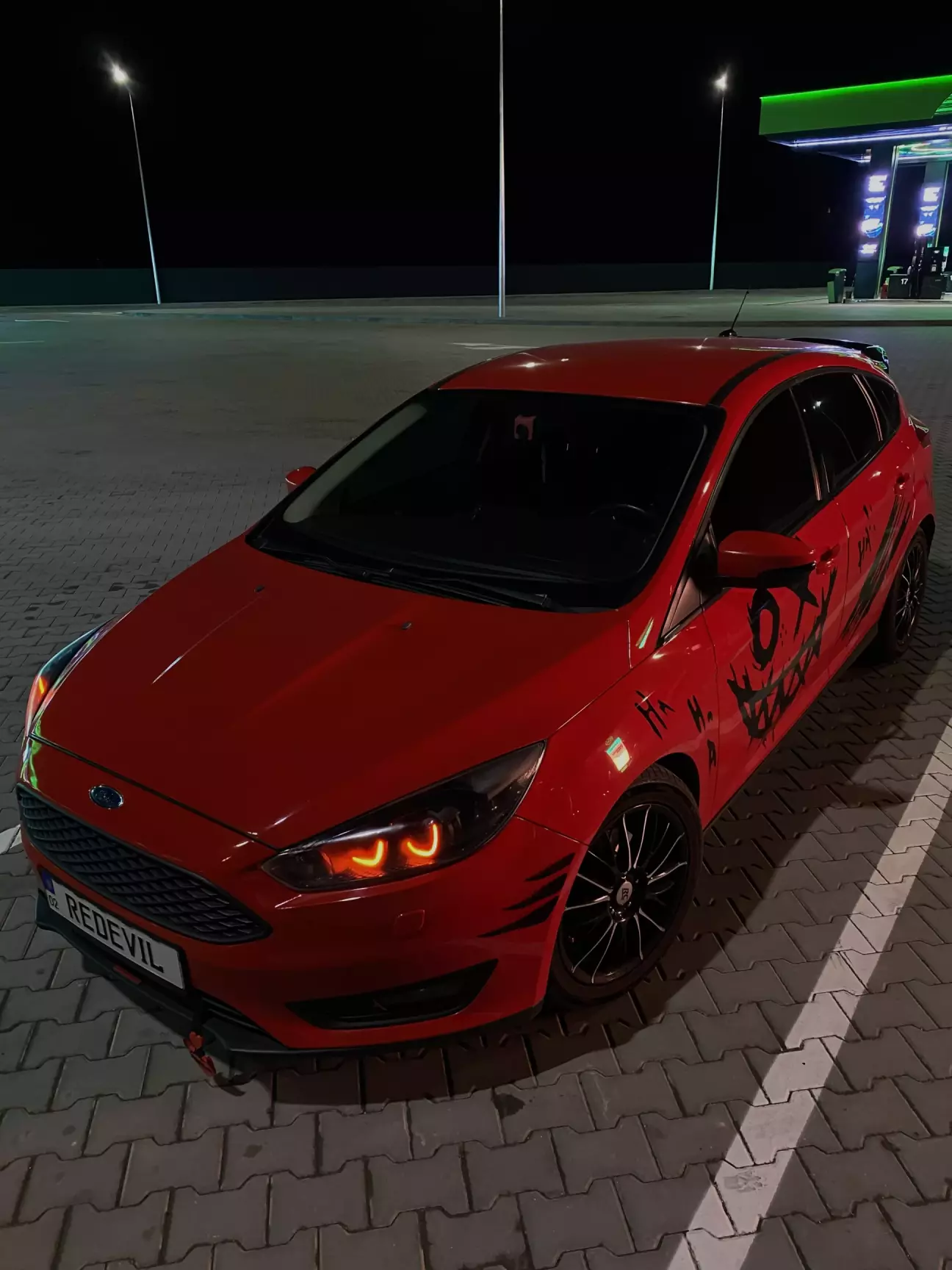 На цій нотці день добіг завершення і я поїхала забирати доньку с Хеловінської туси у школі англійської))