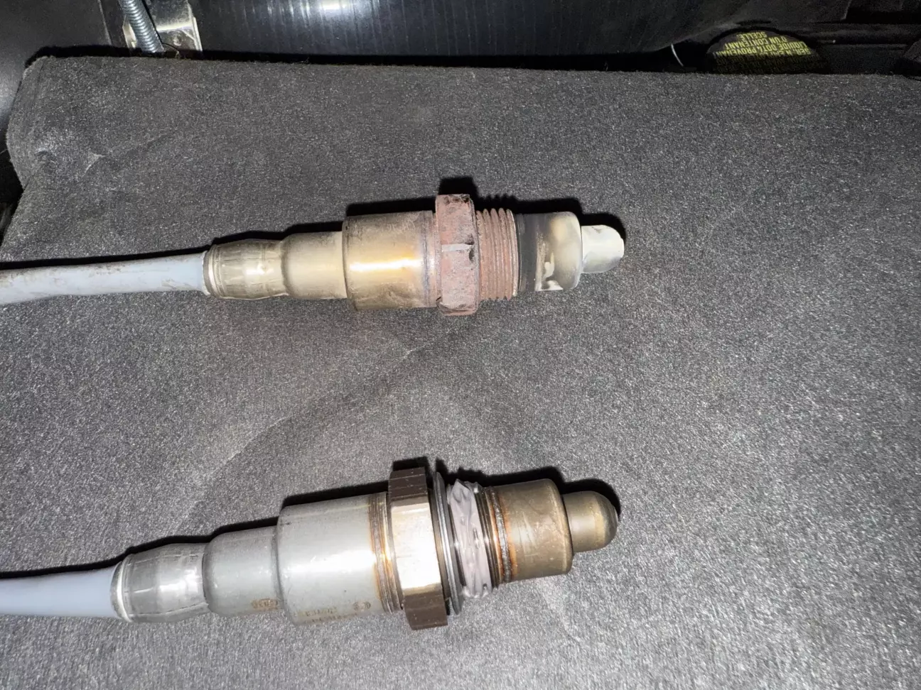 Заміна другої лямбди. Зверху - стара, знизу - нова