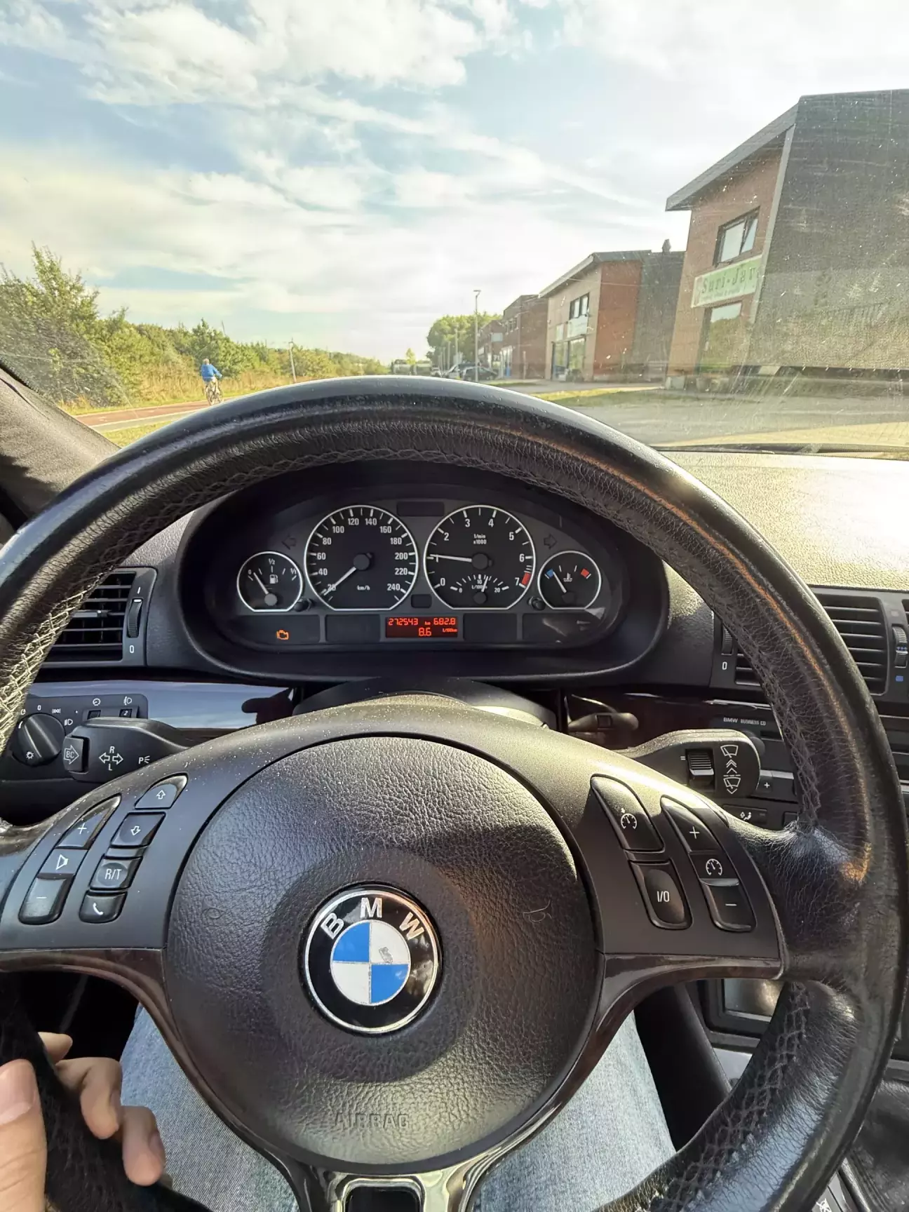 бмв без джекічана то фальшивка