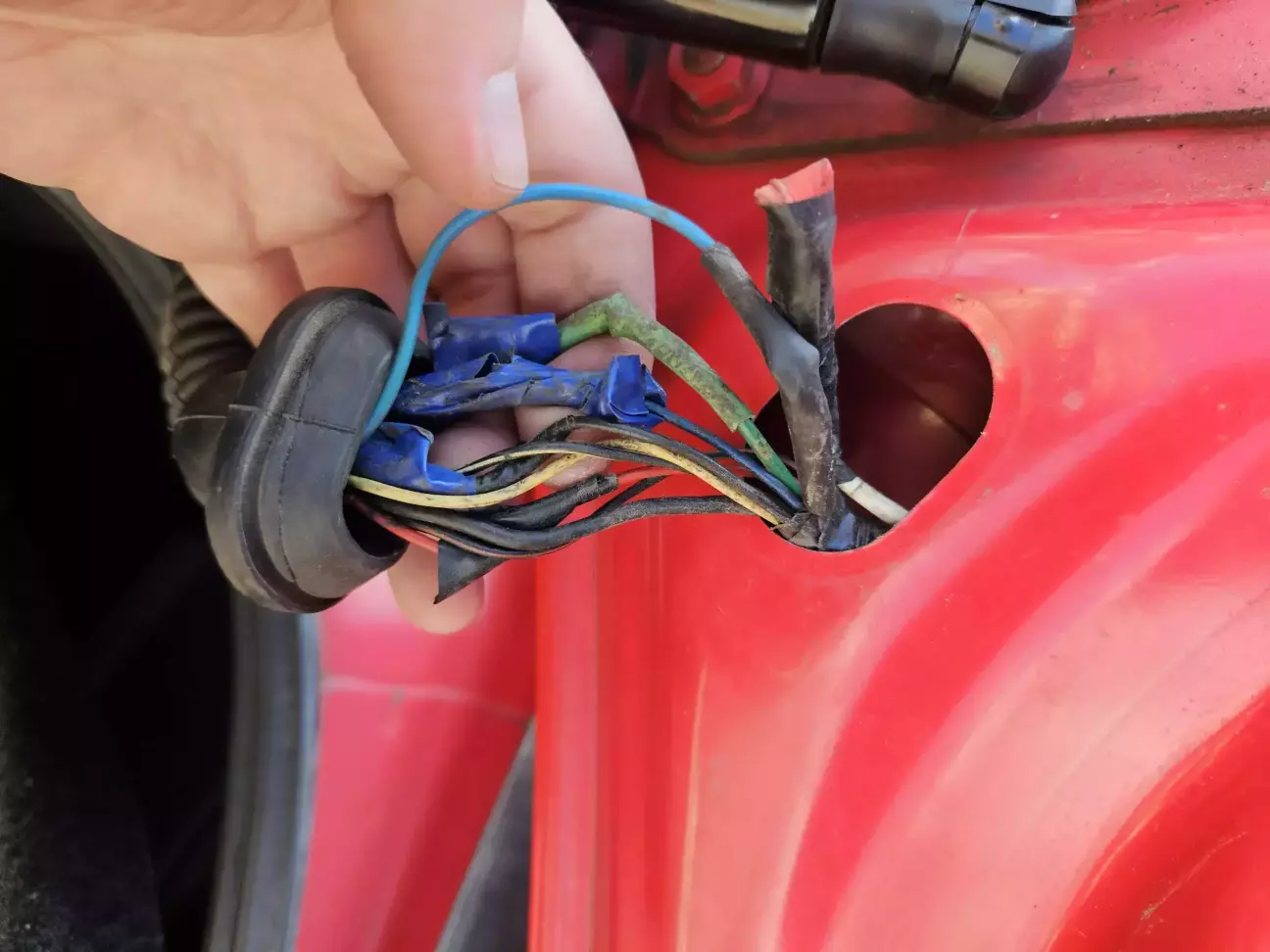 Наколхожена перетерта коса багажника