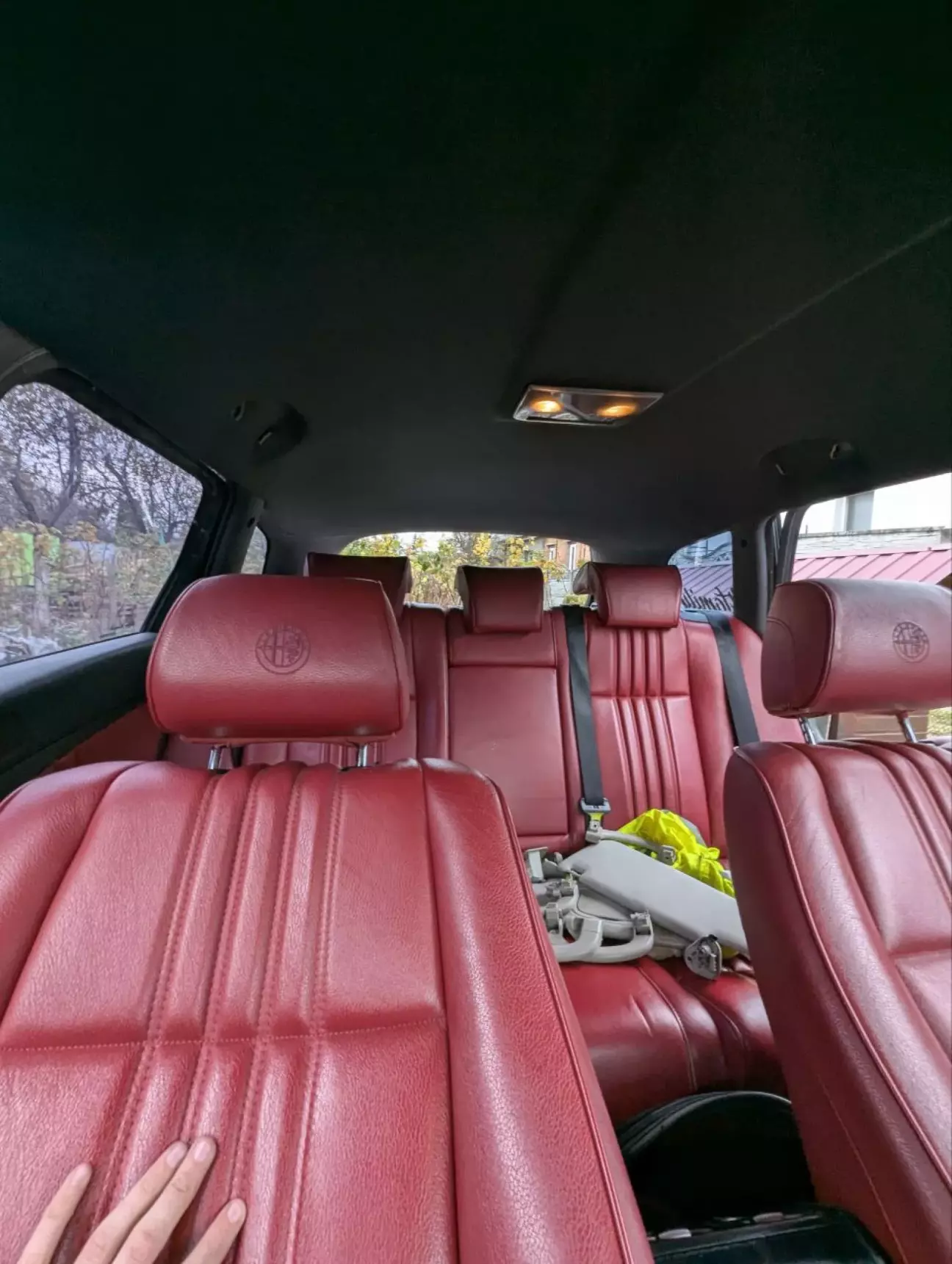 Тут фото без ручок)