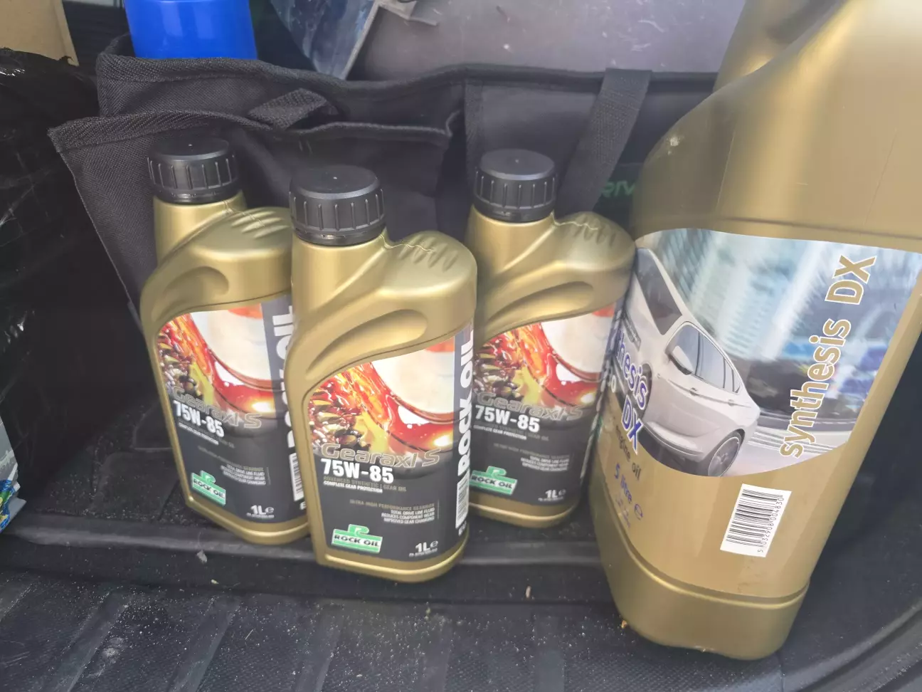 Порадив таке масло в мотор,мости і роздатку