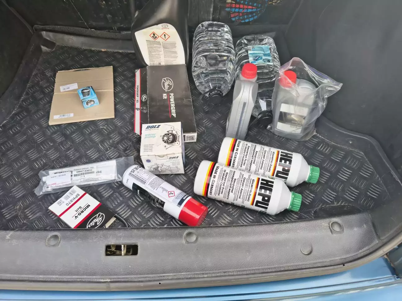 з таким комплектом в багажнику вирушив на сервіс