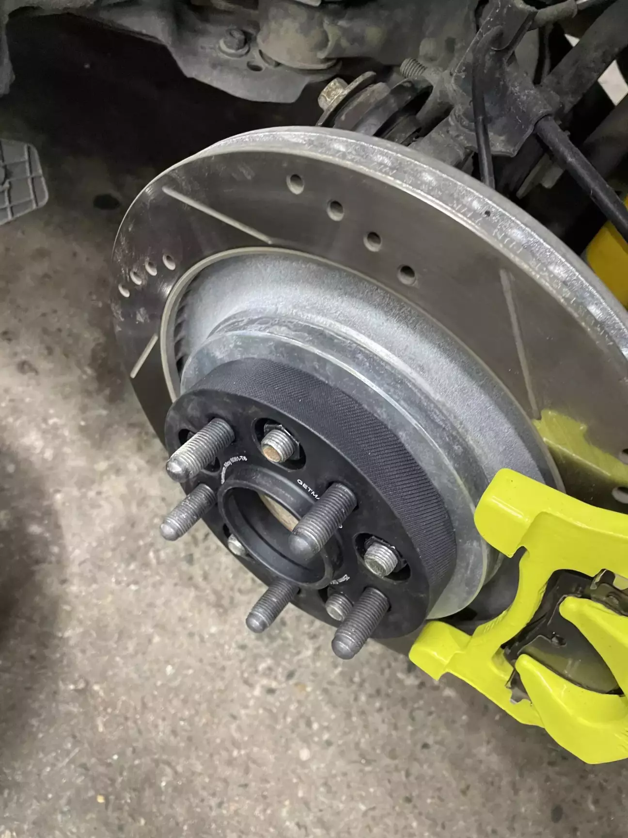 Проставка, а точніше адаптер, власною персоною.